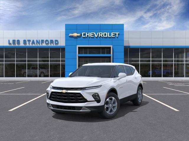 Photo of 2025 Summit White Chevrolet Blazer