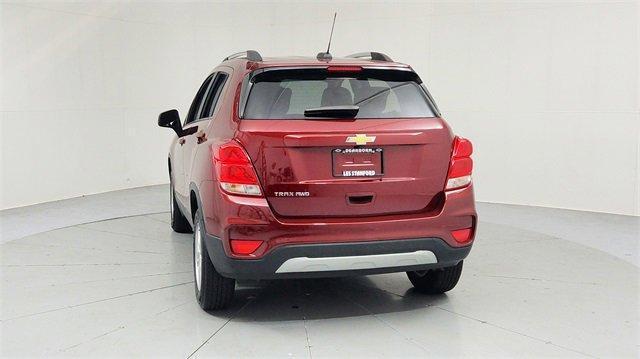 Photo of 2022 Crimson Metallic Chevrolet Trax