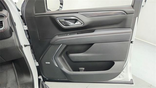Photo of 2023 Summit White Chevrolet Tahoe