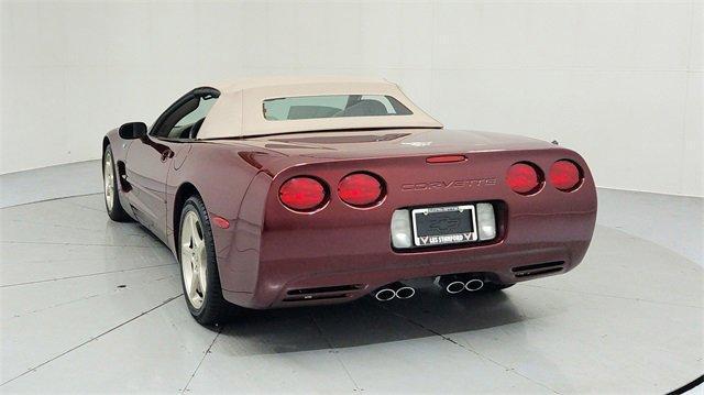 Photo of 2003 50th Anniversary Red Chevrolet Corvette