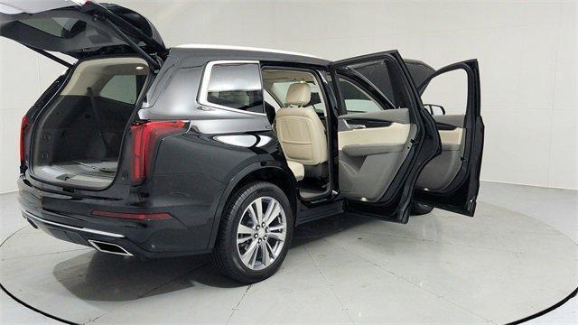 Photo of 2023 Stellar Black Metallic Cadillac XT6