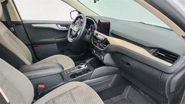 Photo of 2020 Oxford White Ford Escape