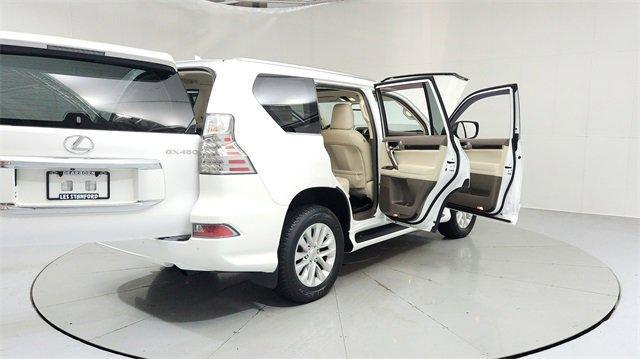 Photo of 2015 Starfire Pearl Lexus GX 460