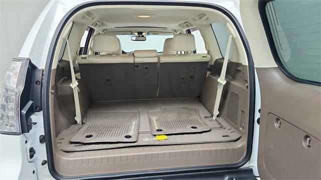 Photo of 2015 Starfire Pearl Lexus GX 460