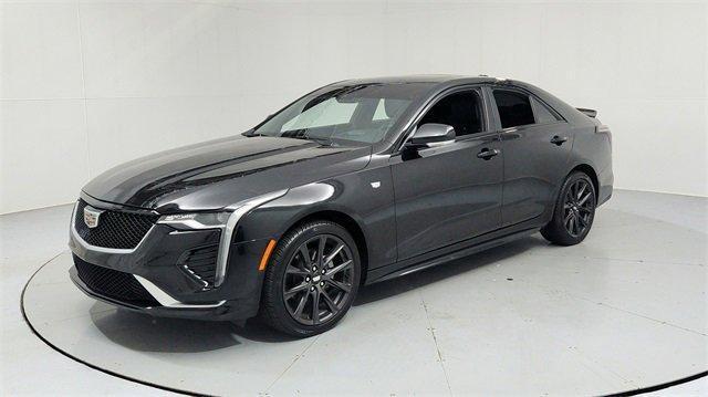 2022 Cadillac CT4