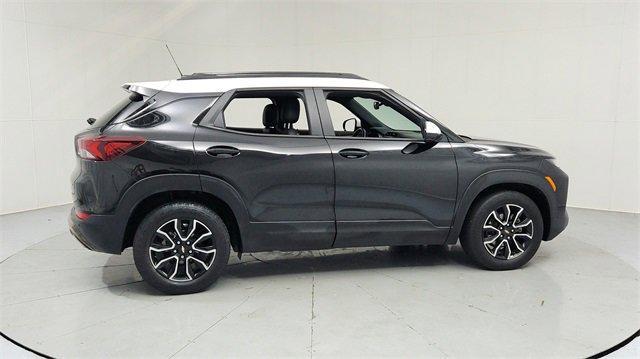 Photo of 2021 Mosaic Black Metallic Chevrolet Trailblazer