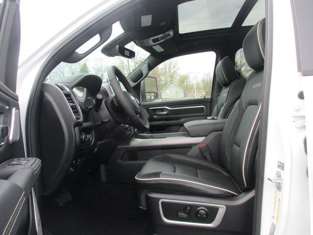 Photo of 2025 Ivory White RAM 1500