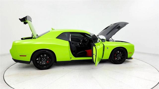 Photo of 2015 Green Dodge Challenger