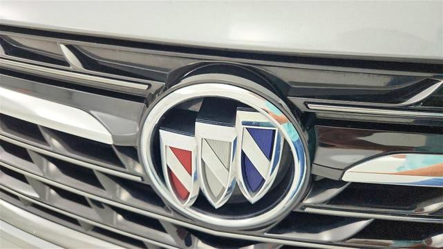 Photo of 2023 Gray Buick Envision