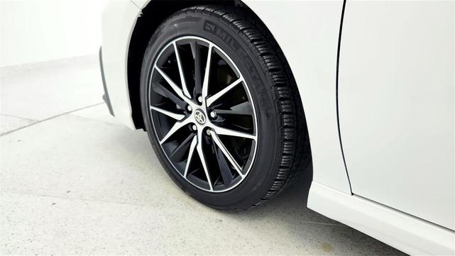 Photo of 2023 White Toyota Camry