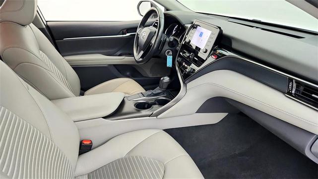 Photo of 2023 White Toyota Camry