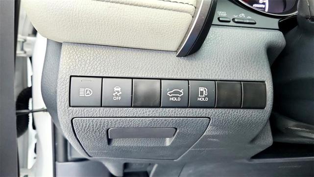 Photo of 2023 White Toyota Camry