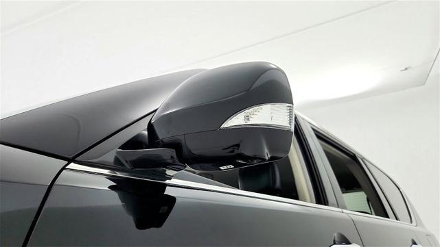 Photo of 2024 Black Nissan Armada