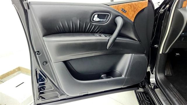 Photo of 2024 Black Nissan Armada