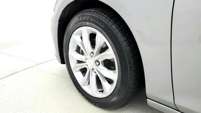 Photo of 2023 Gray Chevrolet Malibu