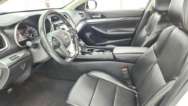 Photo of 2023 White Nissan Maxima
