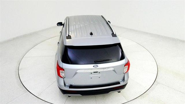 Photo of 2023 Silver Ford Explorer