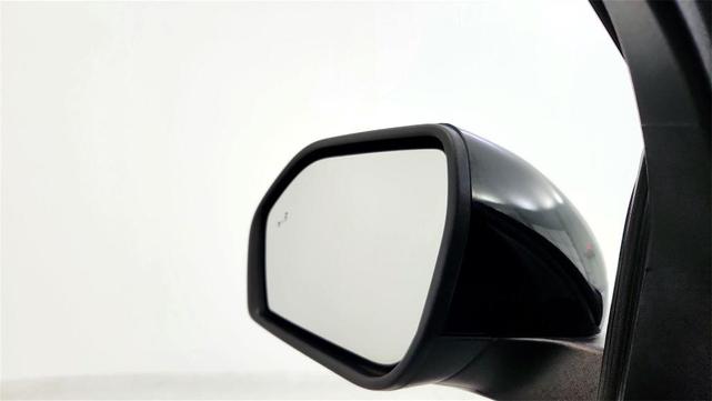 Photo of 2023 Silver Ford Explorer