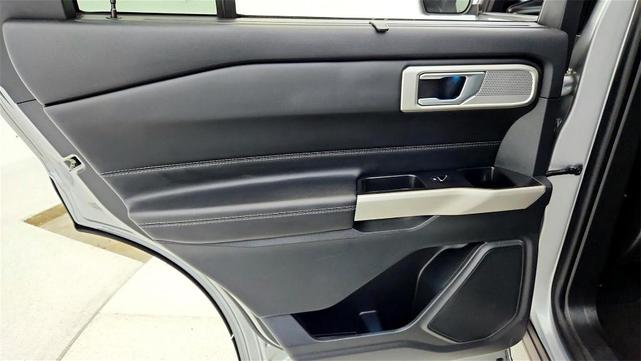 Photo of 2023 Silver Ford Explorer