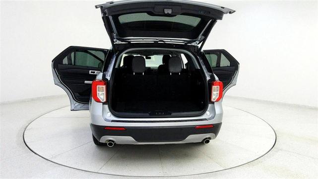 Photo of 2023 Silver Ford Explorer