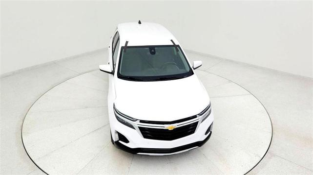 Photo of 2024 White Chevrolet Equinox