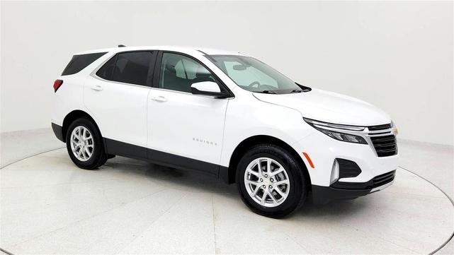 Photo of 2024 White Chevrolet Equinox
