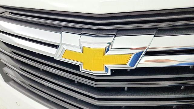 Photo of 2024 White Chevrolet Equinox