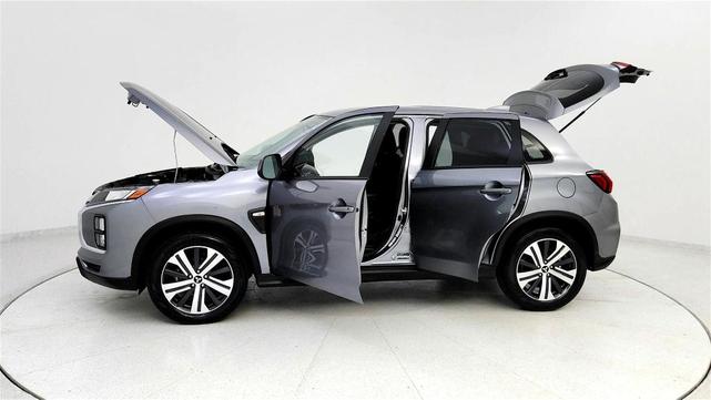 Photo of 2024 Gray Mitsubishi Outlander Sport
