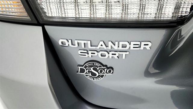 Photo of 2024 Gray Mitsubishi Outlander Sport
