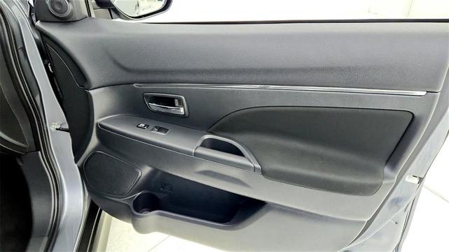 Photo of 2024 Gray Mitsubishi Outlander Sport