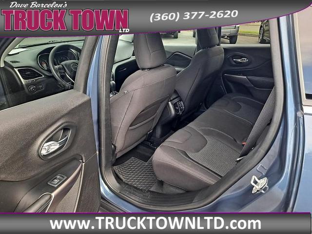 Photo of 2019 Blue Steel Jeep Cherokee