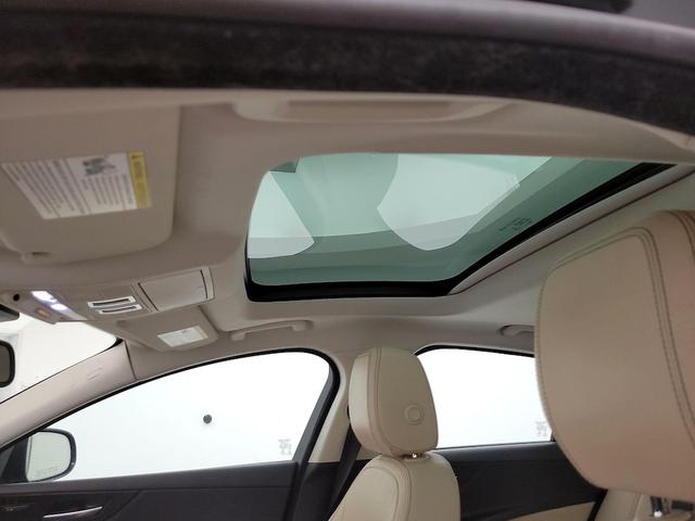 Photo of 2017 Black Jaguar XE