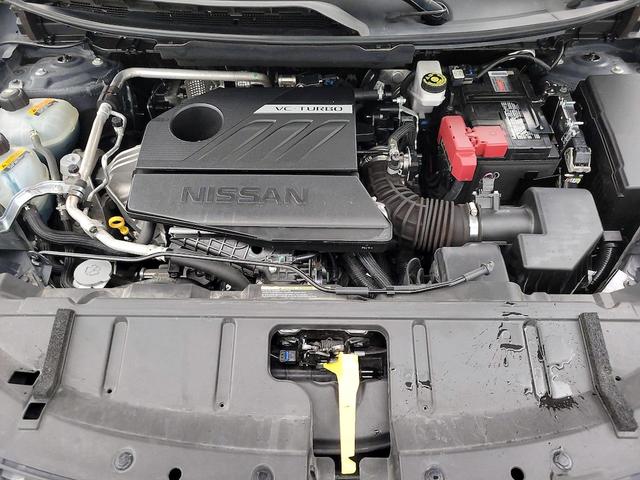 Photo of 2023 Gray Nissan Rogue
