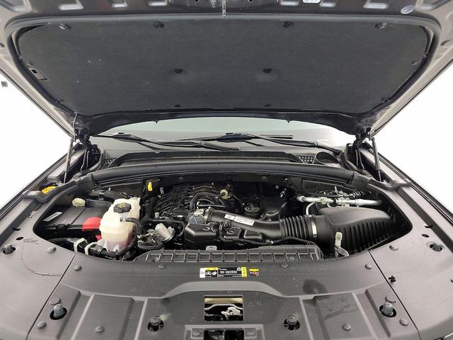 Photo of 2023 Gray Jeep Grand Cherokee