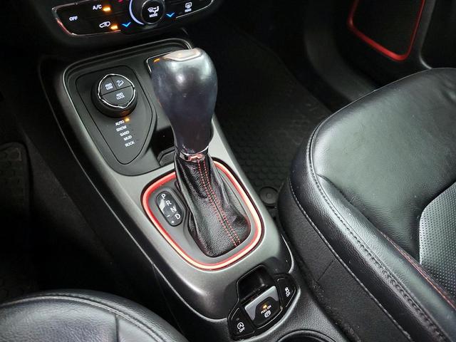 Photo of 2017 Silver Jeep Compass