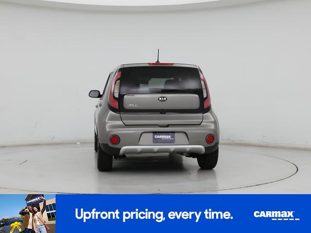 Photo of 2017 Gray Kia Soul