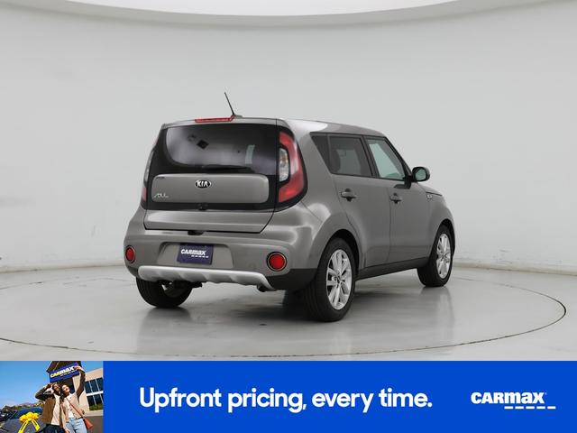 Photo of 2017 Gray Kia Soul