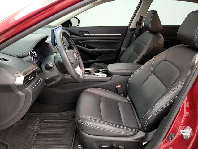 Photo of 2023 Red Nissan Altima