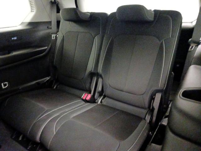 Photo of 2023 Gray Jeep Grand Cherokee L