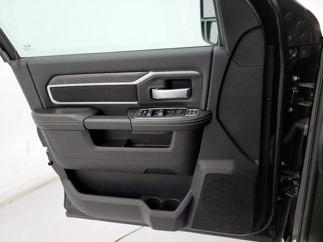 Photo of 2024 Black RAM 2500