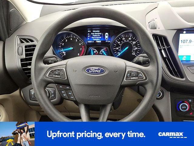 Photo of 2019 Gray Ford Escape