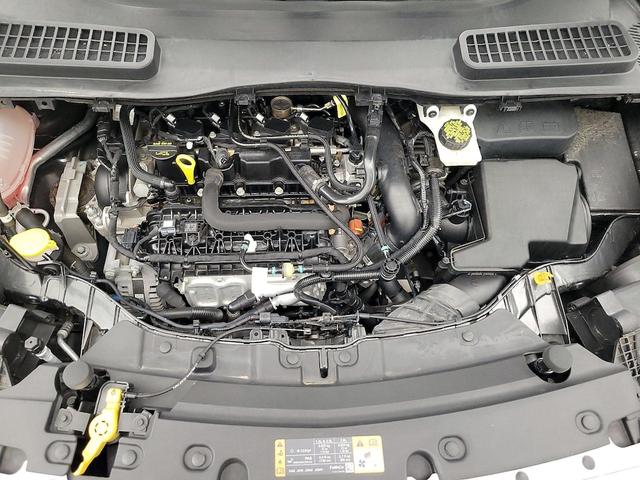 Photo of 2019 Gray Ford Escape