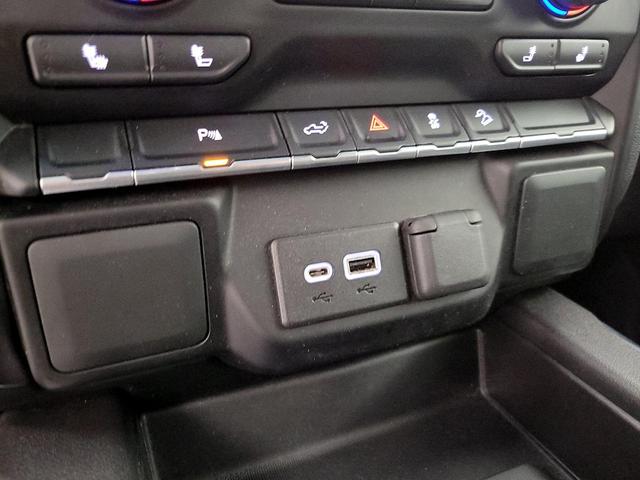 Photo of 2022 Black Chevrolet Silverado 1500 Limited