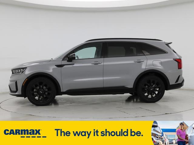 Photo of 2023 Gray Kia Sorento