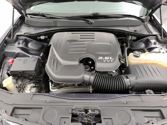 Photo of 2016 Blue Chrysler 300