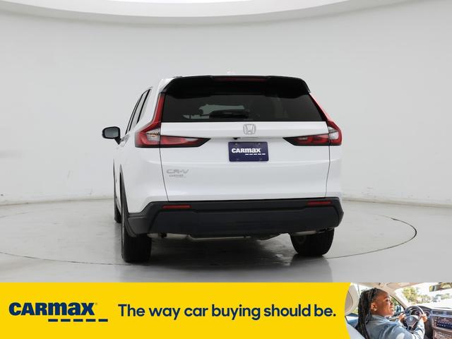 Photo of 2023 White Honda CR-V