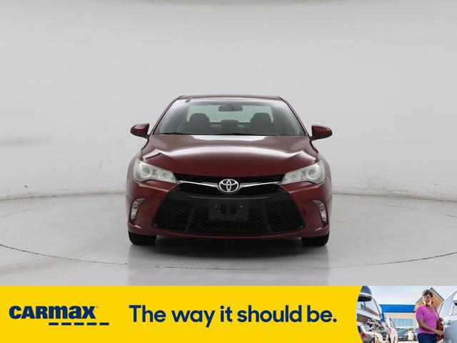 Photo of 2016 Red Toyota Camry