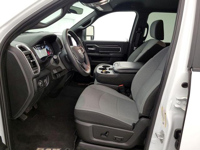 Photo of 2024 White RAM 2500