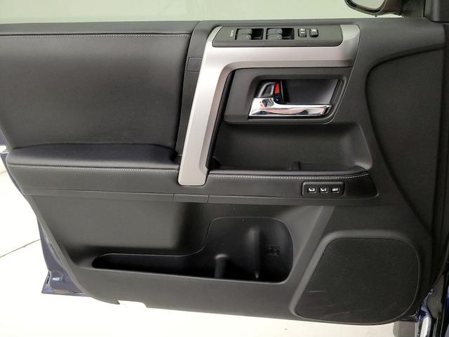 Photo of 2022 Blue Toyota 4Runner