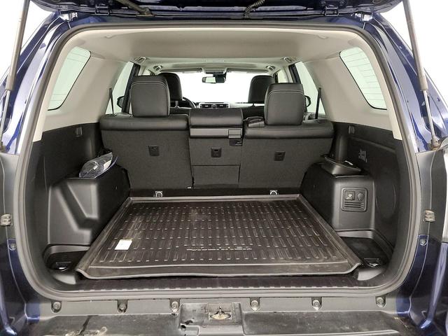 Photo of 2022 Blue Toyota 4Runner